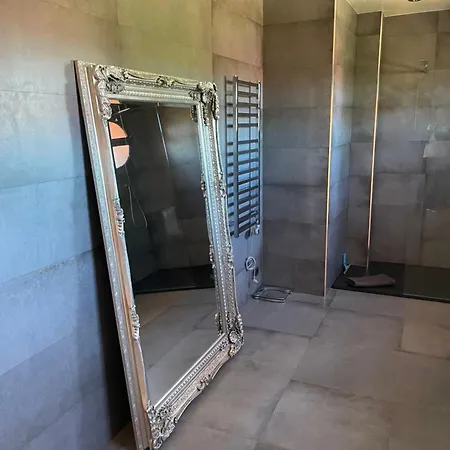 Casa Indalo كهوف المنصورة